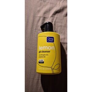 New CLEAN & CLEAR Lemon Gel Cleanser - 222ml Cuts Theough Oil Dissolves Dirt
